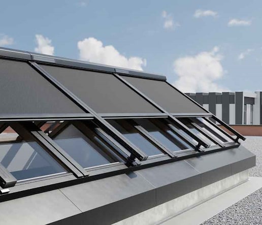 Outdoor Roof Blinds